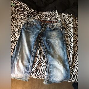 Rock Revivals Size 29
